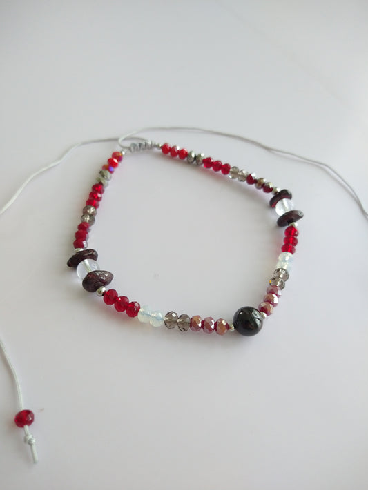 Choker Llama de Fuego y Cristal